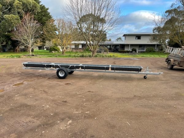 Motorbike Grain Feeder